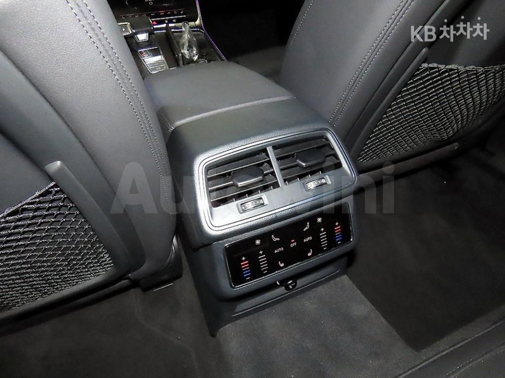 Audi A6(C8) 40 TDI Premium — снимка 16