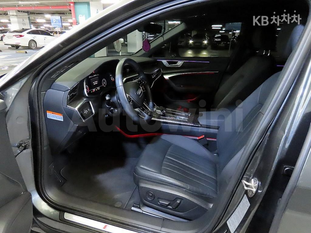 Audi A6(C8) 40 TDI Premium — снимка 6
