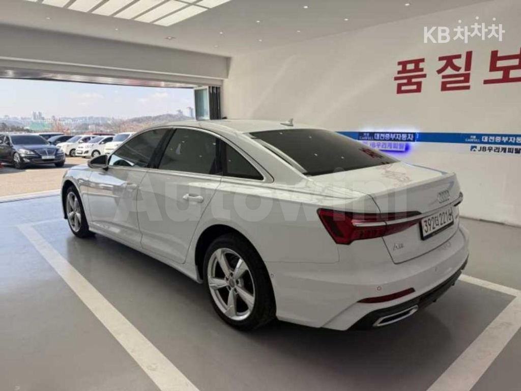 Audi A6(C8) 40 TDI Premium — снимка 6