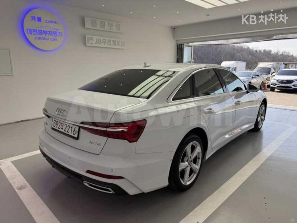Audi A6(C8) 40 TDI Premium — снимка 4
