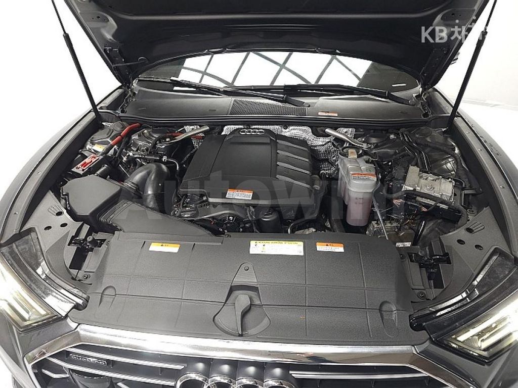 Audi A6(C8) 45 TFSI Quattro Premium — снимка 9
