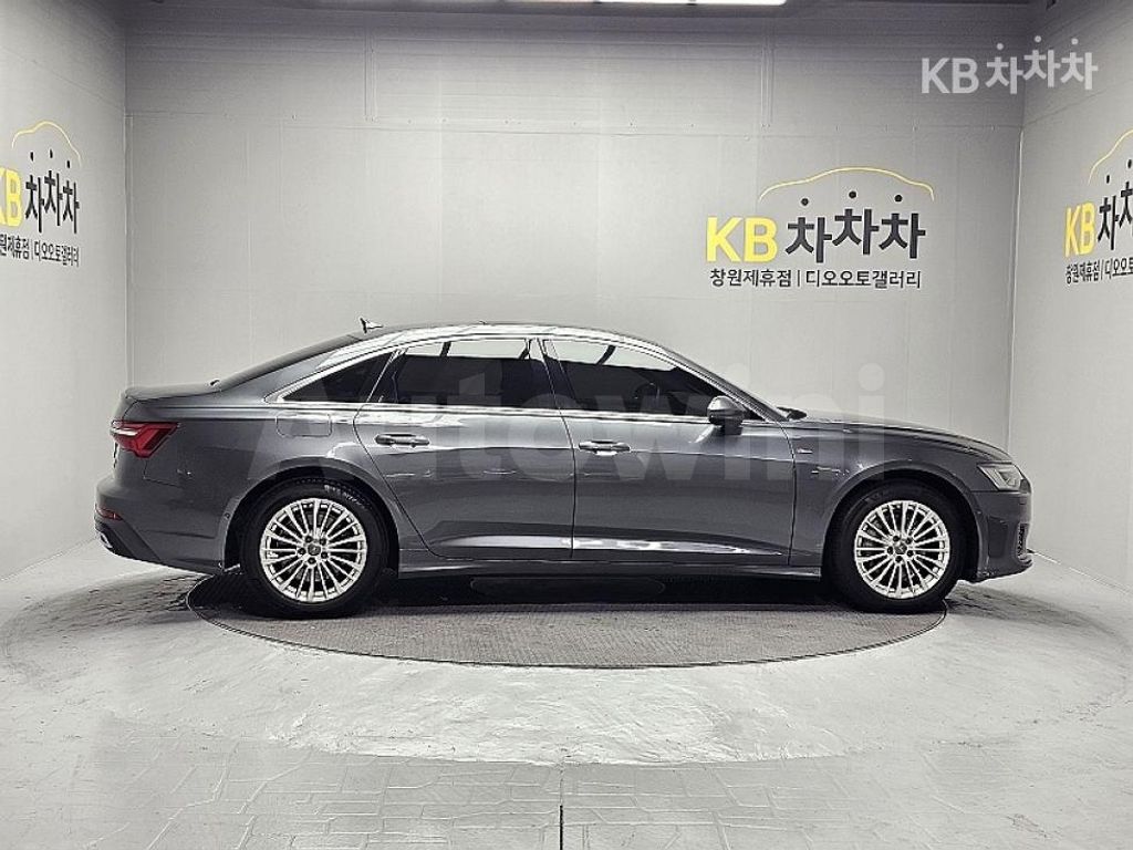 Audi A6(C8) 45 TFSI Quattro Premium — снимка 7