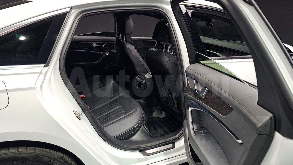 Audi A6(C8) 45 TFSI Premium — снимка 11