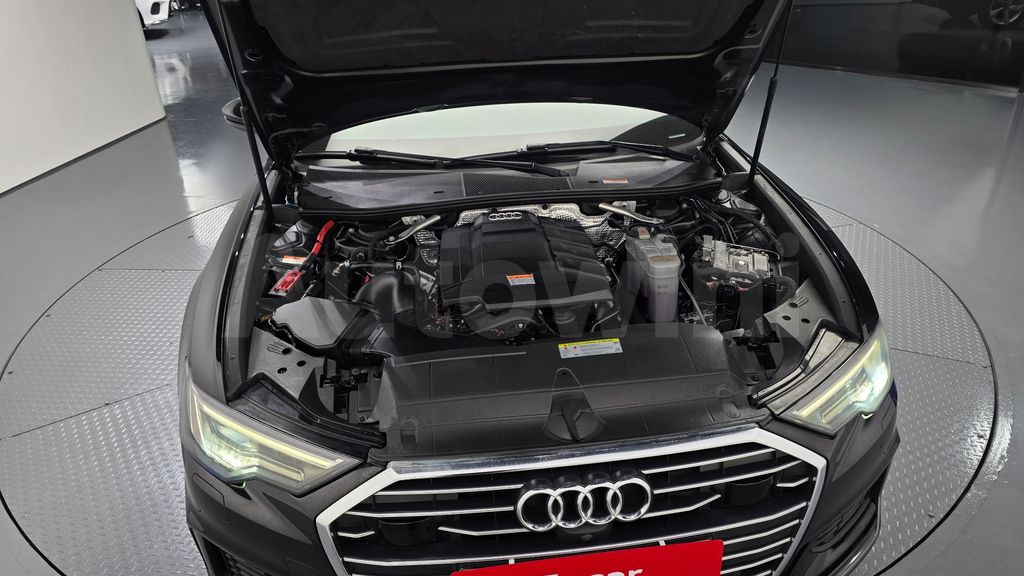 Audi A6(C8) 45 TFSI — снимка 6