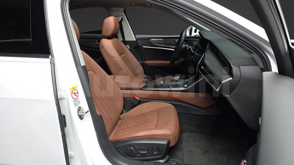Audi A6(C8) 45 TFSI Quattro — снимка 11