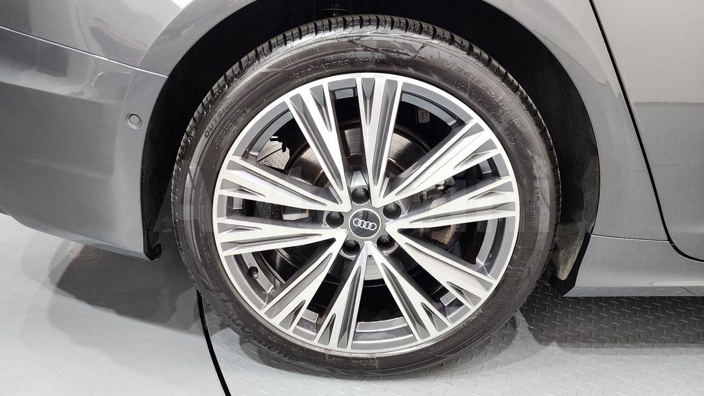 Audi A6(C8) 50 TDI Quattro Premium — снимка 5