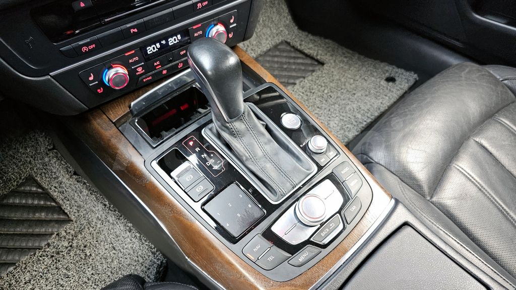 Audi New A6 35 TDI Premium C7 — снимка 9