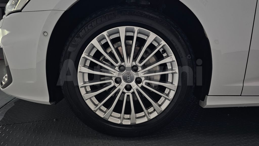 Audi A6(C8) 40 TDI Premium — снимка 4