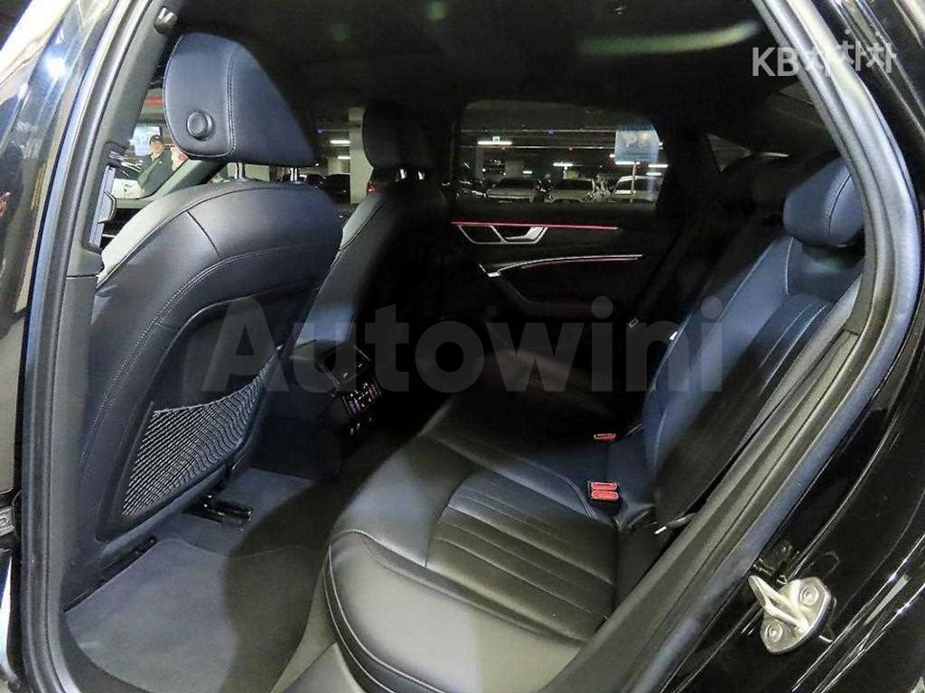Audi A6(C8) 40 TDI Premium — снимка 7