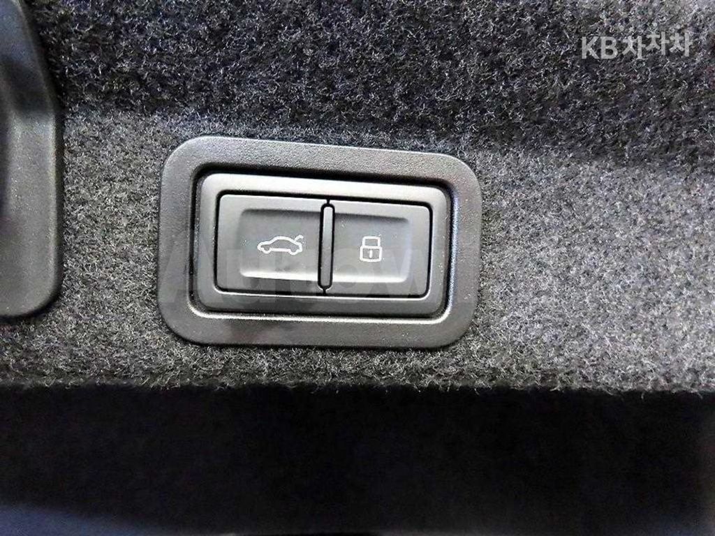 Audi A6(C8) 40 TDI Premium — снимка 17