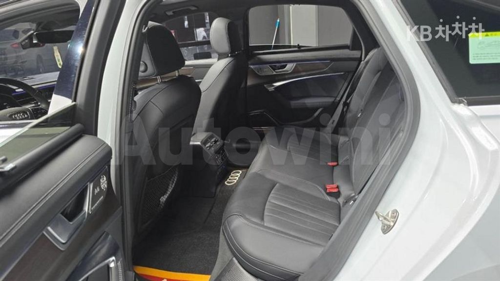 Audi A6(C8) 45 TDI Quattro Premium — снимка 5