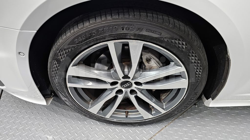 Audi A6(C8) 40 TDI Quattro Premium — снимка 5