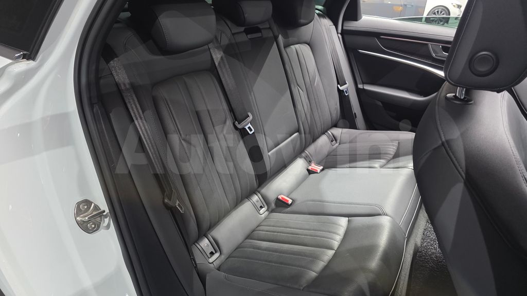 Audi A6(C8) 40 TDI Quattro Premium — снимка 11