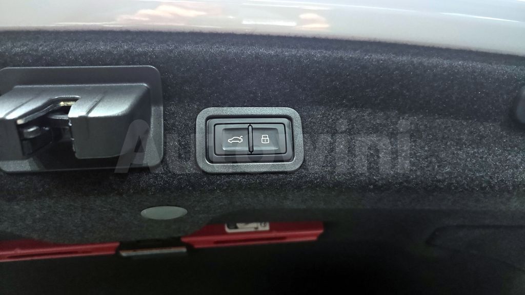 Audi A6(C8) 40 TDI Premium — снимка 20