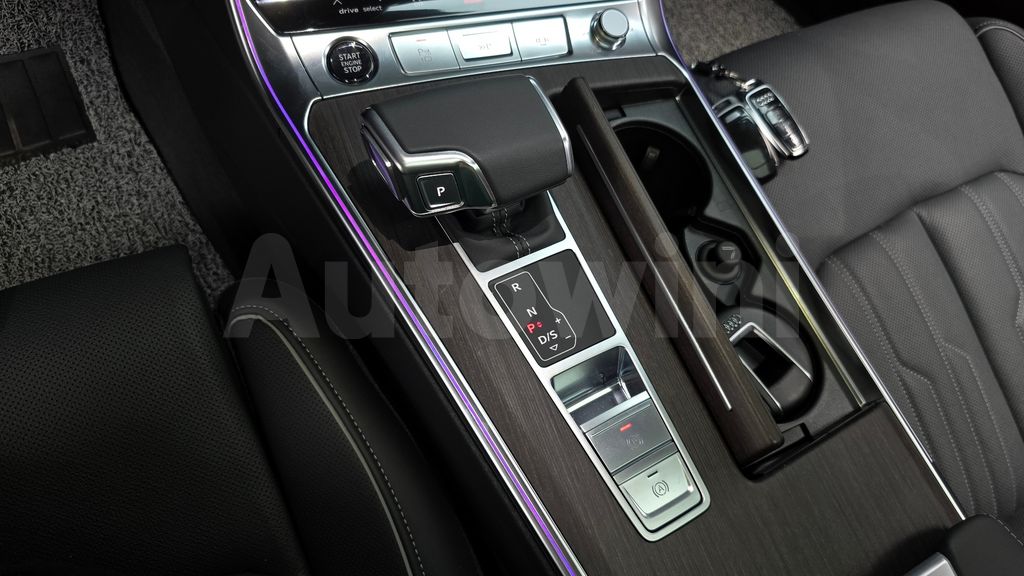 Audi A6(C8) 40 TDI Premium — снимка 9