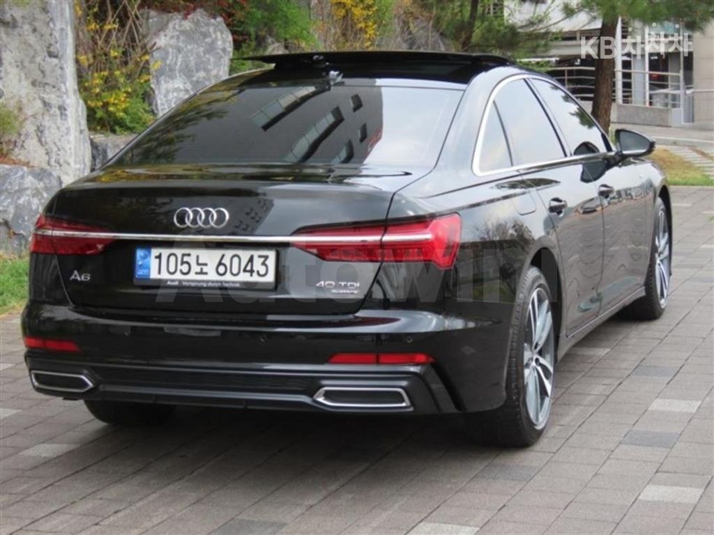 Audi A6(C8) 40 TDI Quattro Premium — снимка 3