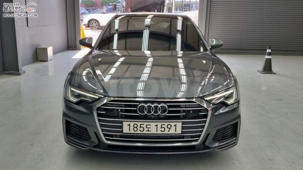 Audi A6(C8) 40 TDI Quattro Premium — снимка 3