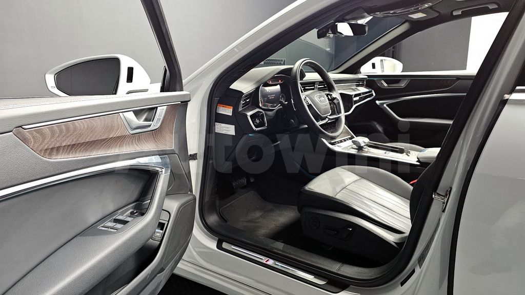 Audi A6(C8) 45 TFSI Quattro Premium — снимка 12