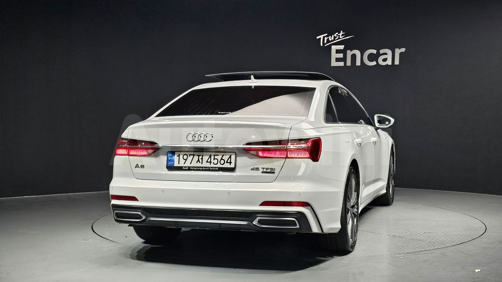 Audi A6(C8) 45 TFSI Quattro Premium — снимка 4