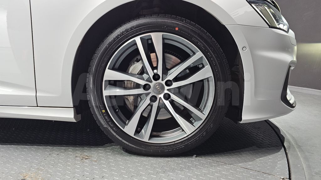 Audi A6(C8) 45 TDI Quattro Premium — снимка 5