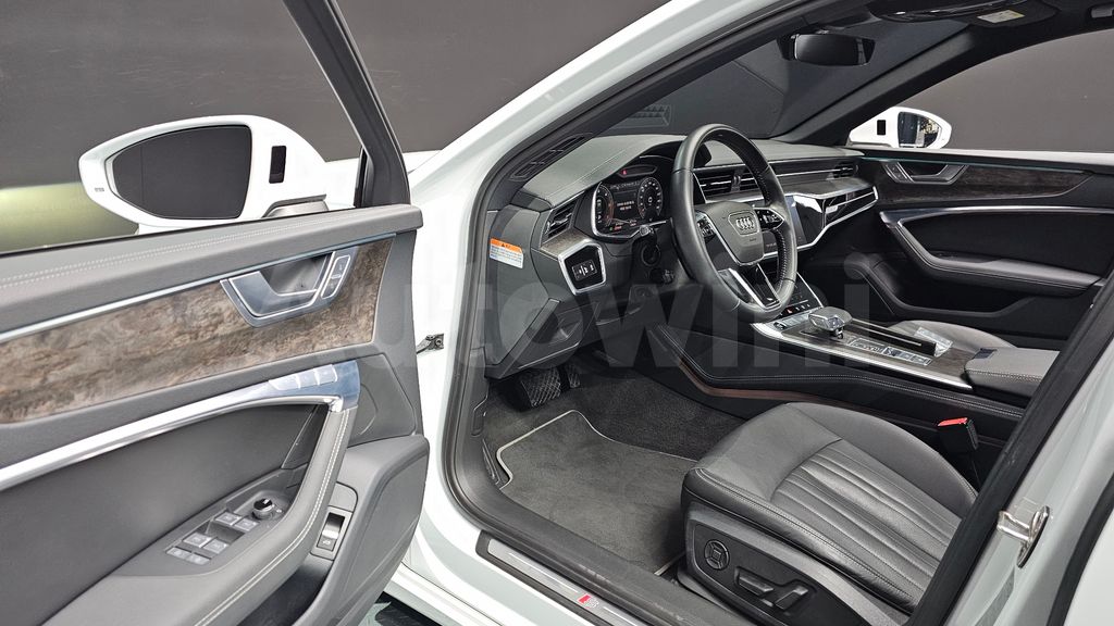Audi A6(C8) 45 TDI Quattro Premium — снимка 11