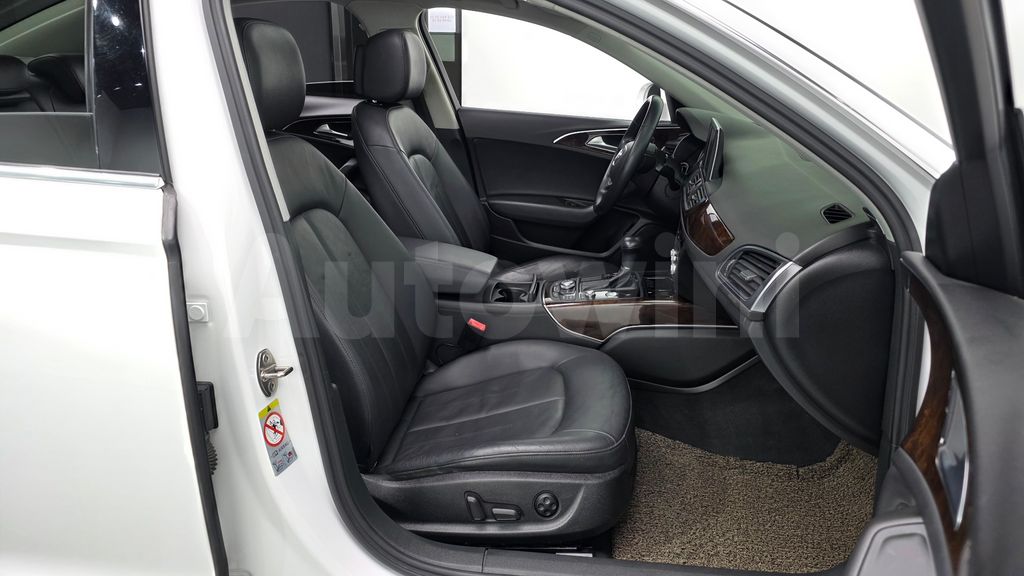 Audi New A6 2.0 TDI C7 — снимка 10
