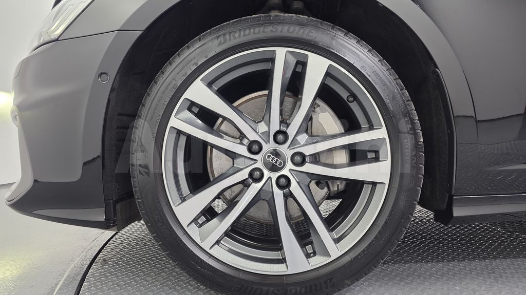 Audi A6(C8) 45 TFSI Premium — снимка 5