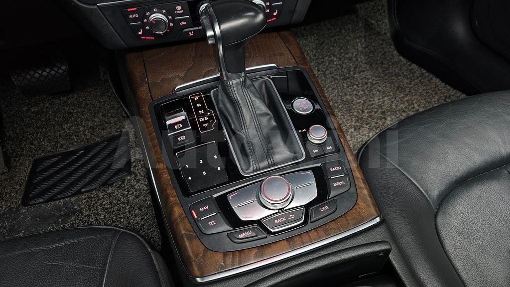 Audi New A6 35 TDI Dynamic C7 — снимка 9