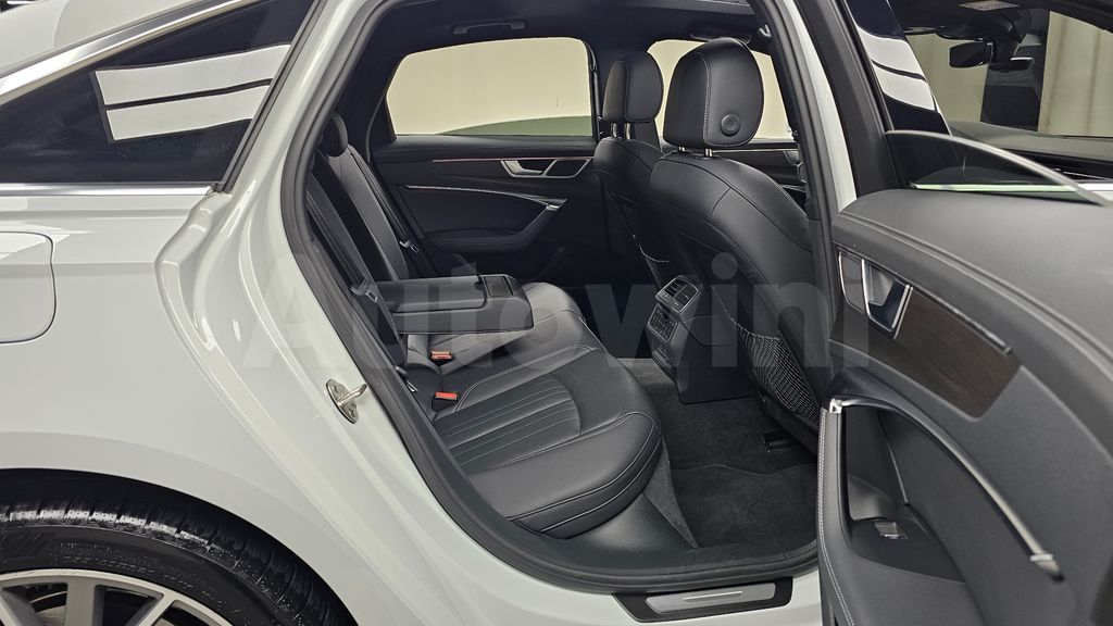 Audi A6(C8) 45 TDI Quattro Premium — снимка 12