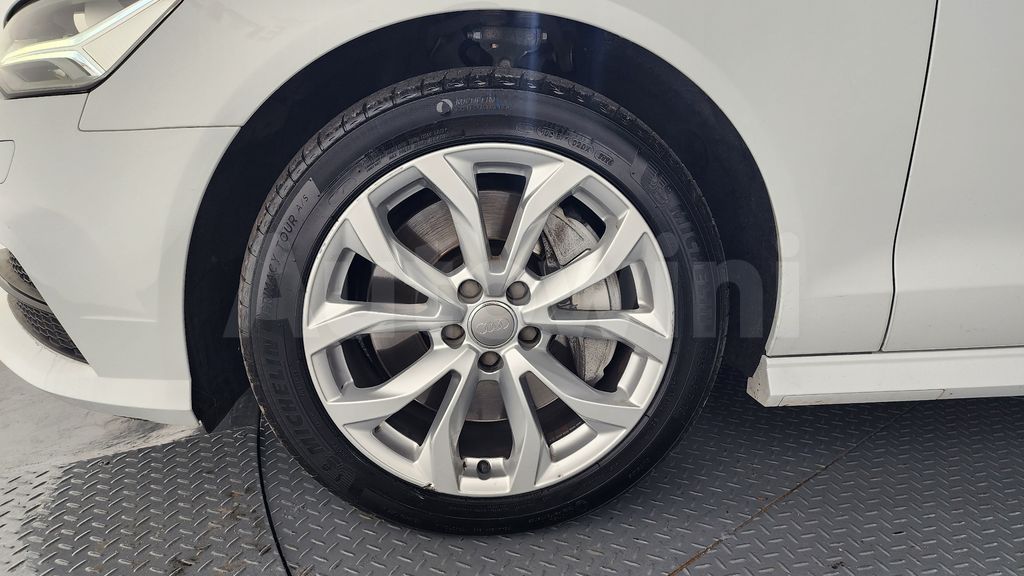 Audi New A6 40 TFSI Quattro C7 — снимка 5