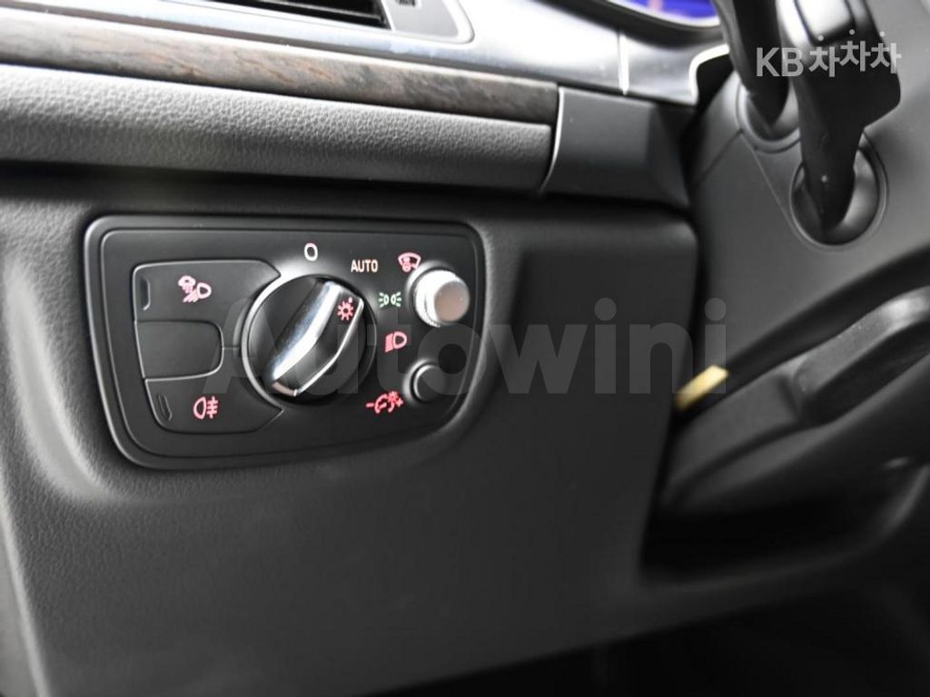 Audi A6 35 TDI Premium C7(15~) — снимка 16