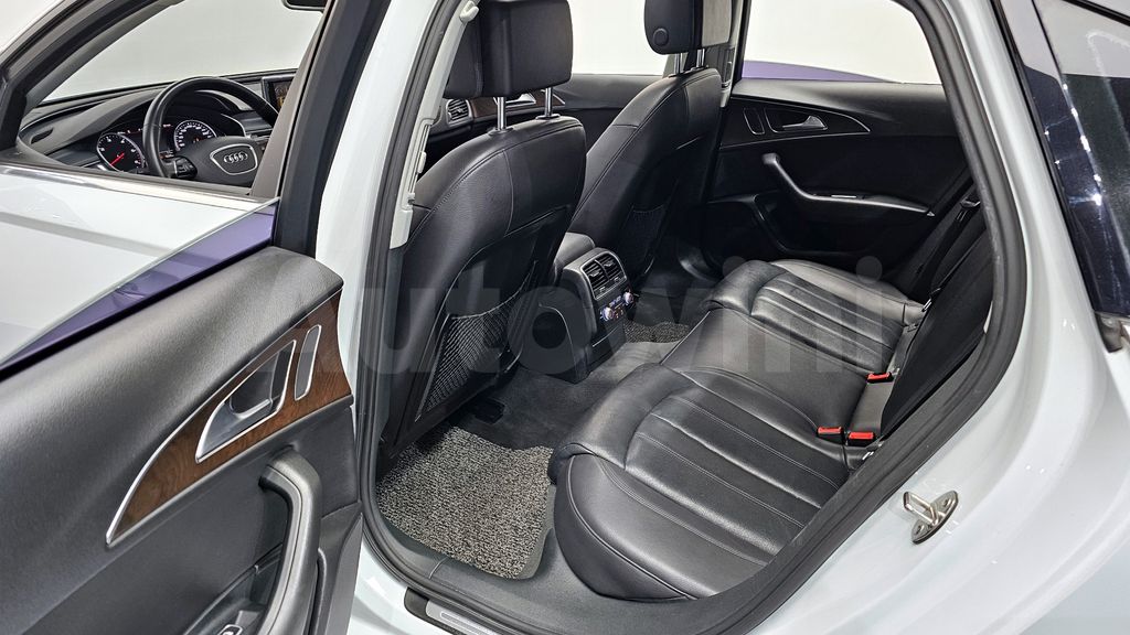 Audi New A6 35 TDI Quattro Premium C7 — снимка 11