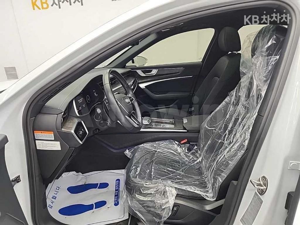 Audi A6(C8) 45 TDI Quattro Premium — снимка 11