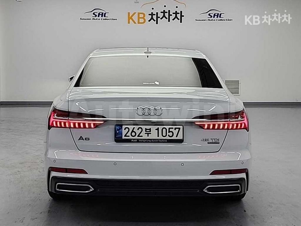 Audi A6(C8) 45 TDI Quattro Premium — снимка 3