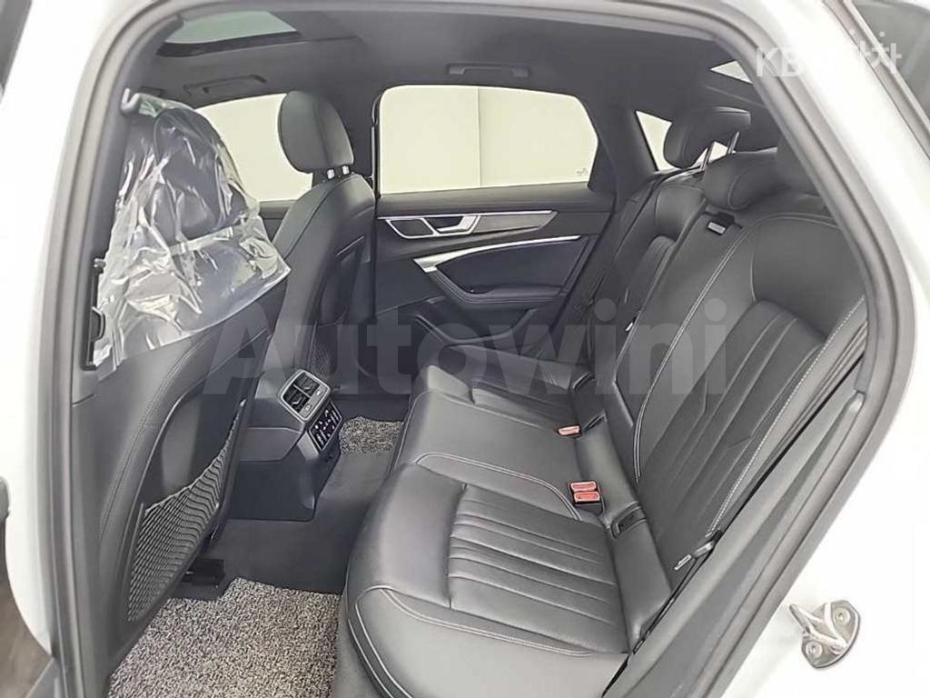 Audi A6(C8) 45 TDI Quattro Premium — снимка 12