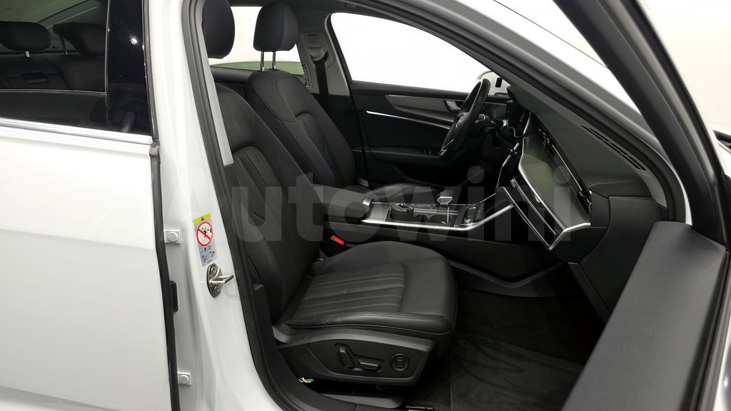 Audi A6(C8) 45 TFSI — снимка 11