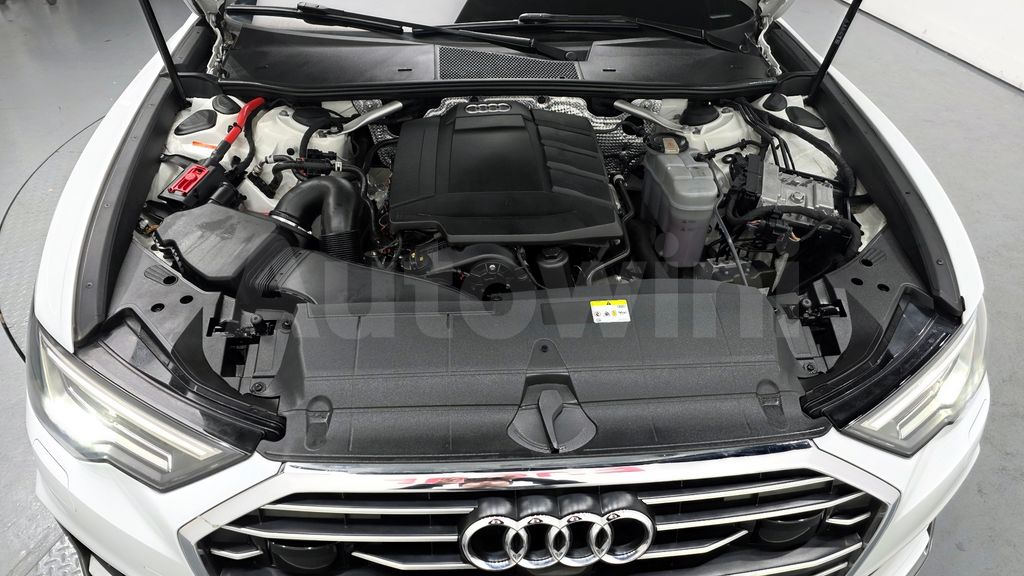 Audi A6(C8) 45 TFSI — снимка 6