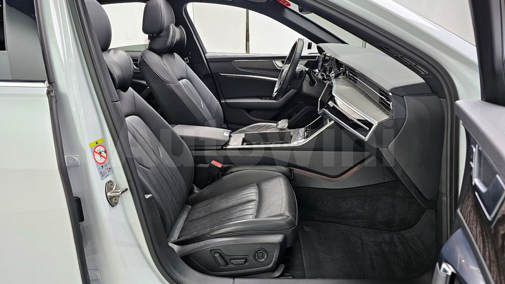 Audi A6(C8) 45 TFSI Premium — снимка 11