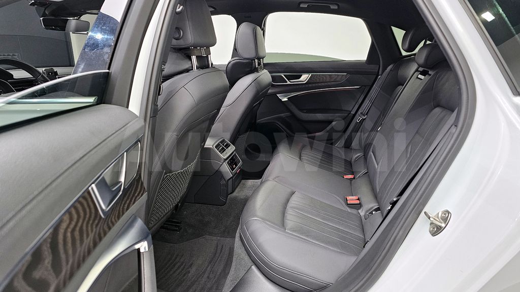 Audi A6(C8) 45 TFSI Premium — снимка 12