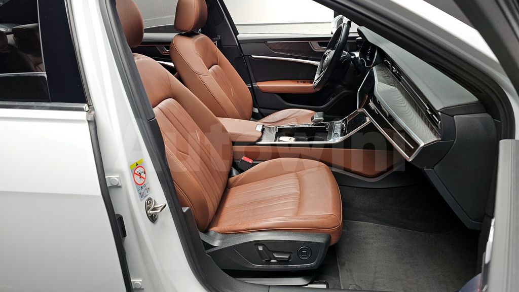 Audi A6(C8) 45 TFSI Premium — снимка 10