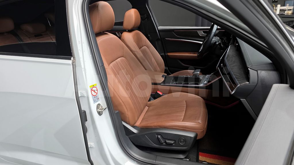 Audi A6(C8) 40 TDI Premium — снимка 12