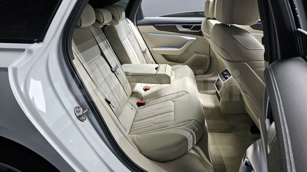 Audi A6(C8) 45 TFSI Premium — снимка 12