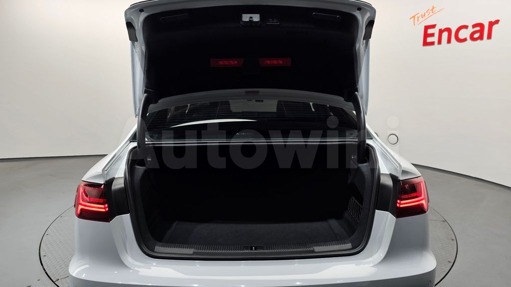 Audi New A6 40 TFSI C7 — снимка 20