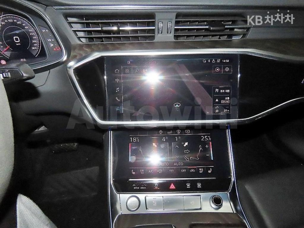 Audi A6(C8) 40 TDI Premium — снимка 11