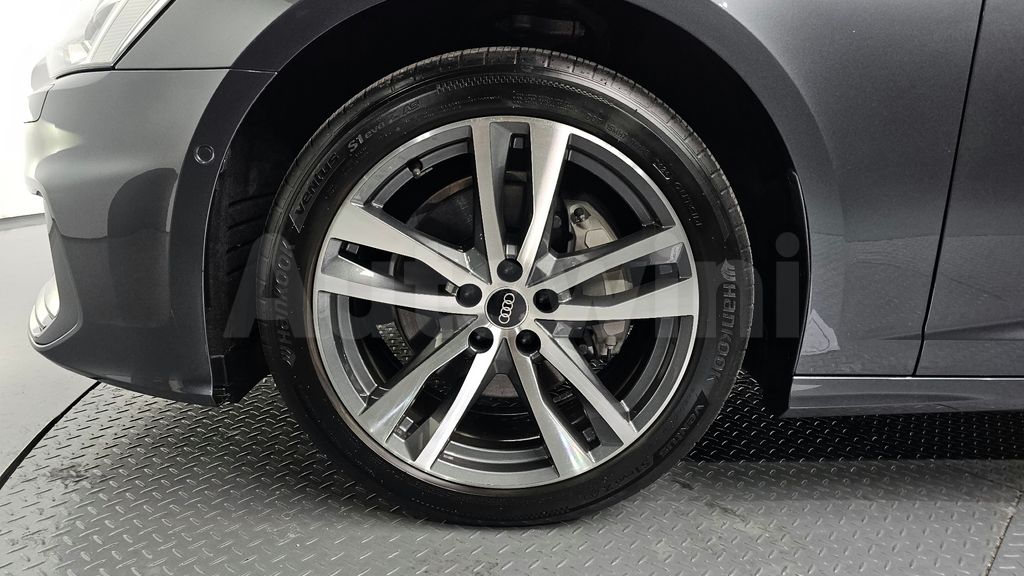 Audi A6(C8) 45 TFSI Quattro Premium — снимка 5