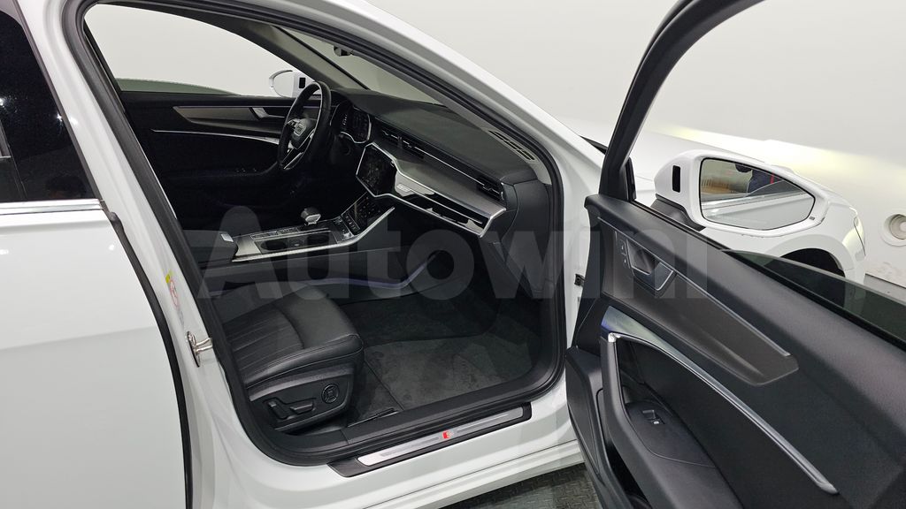 Audi A6(C8) 45 TFSI Quattro — снимка 11