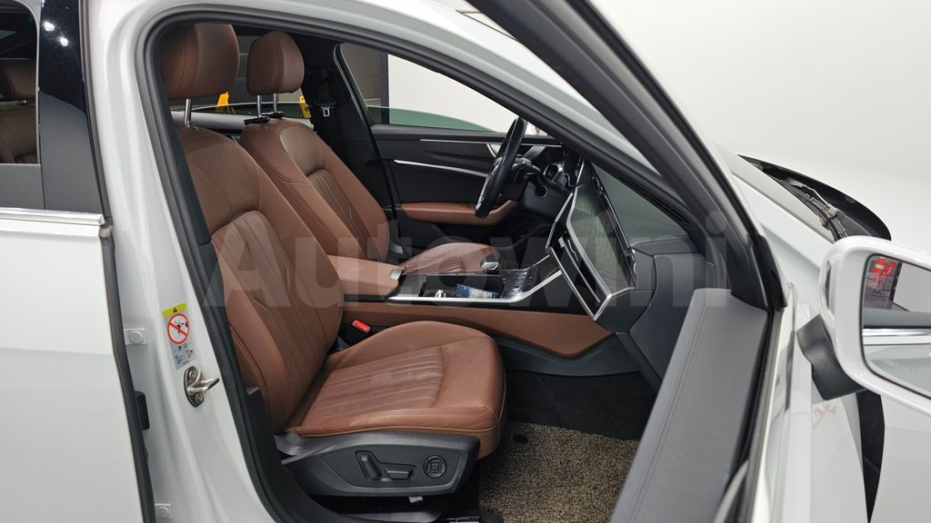 Audi A6(C8) 40 TDI Quattro Premium — снимка 11
