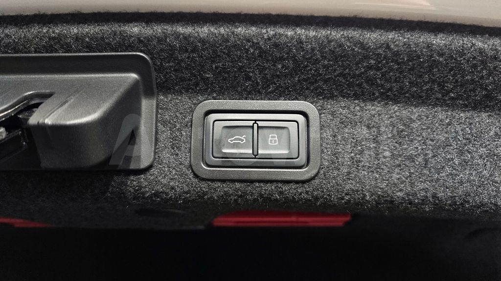 Audi A6(C8) 40 TDI Premium — снимка 19