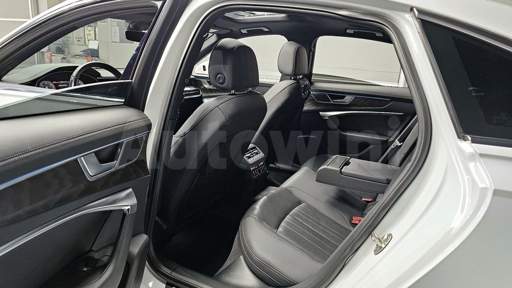 Audi A6(C8) 40 TDI Premium — снимка 11
