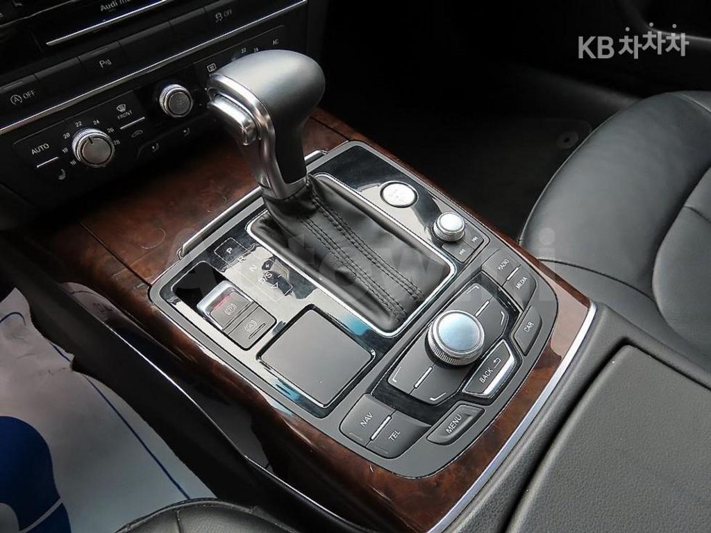 Audi A6 3.0 TFSI Quattro C6 — снимка 10